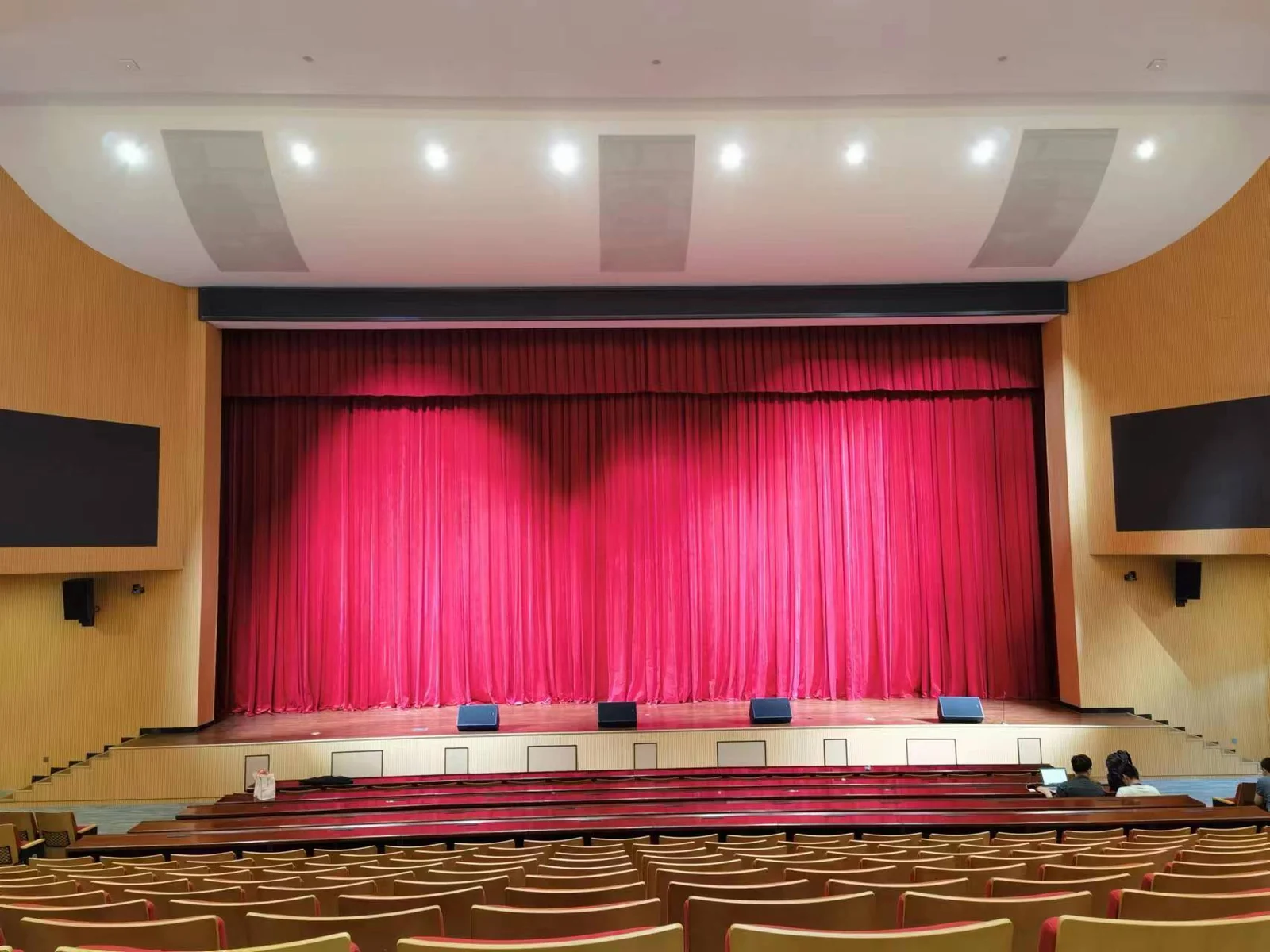 特殊教育学校礼堂